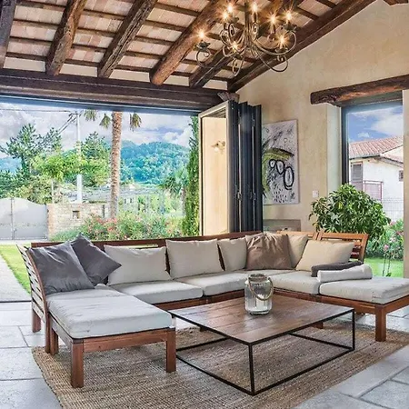 Villa Benvenuti With Heated Pool