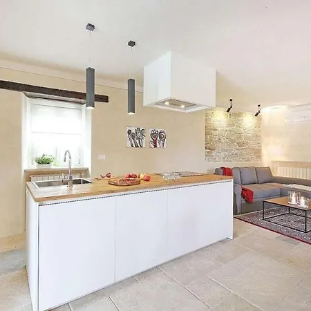 Villa Benvenuti With Heated Pool *