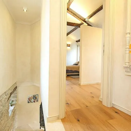 Villa Benvenuti With Heated Pool Kaldir